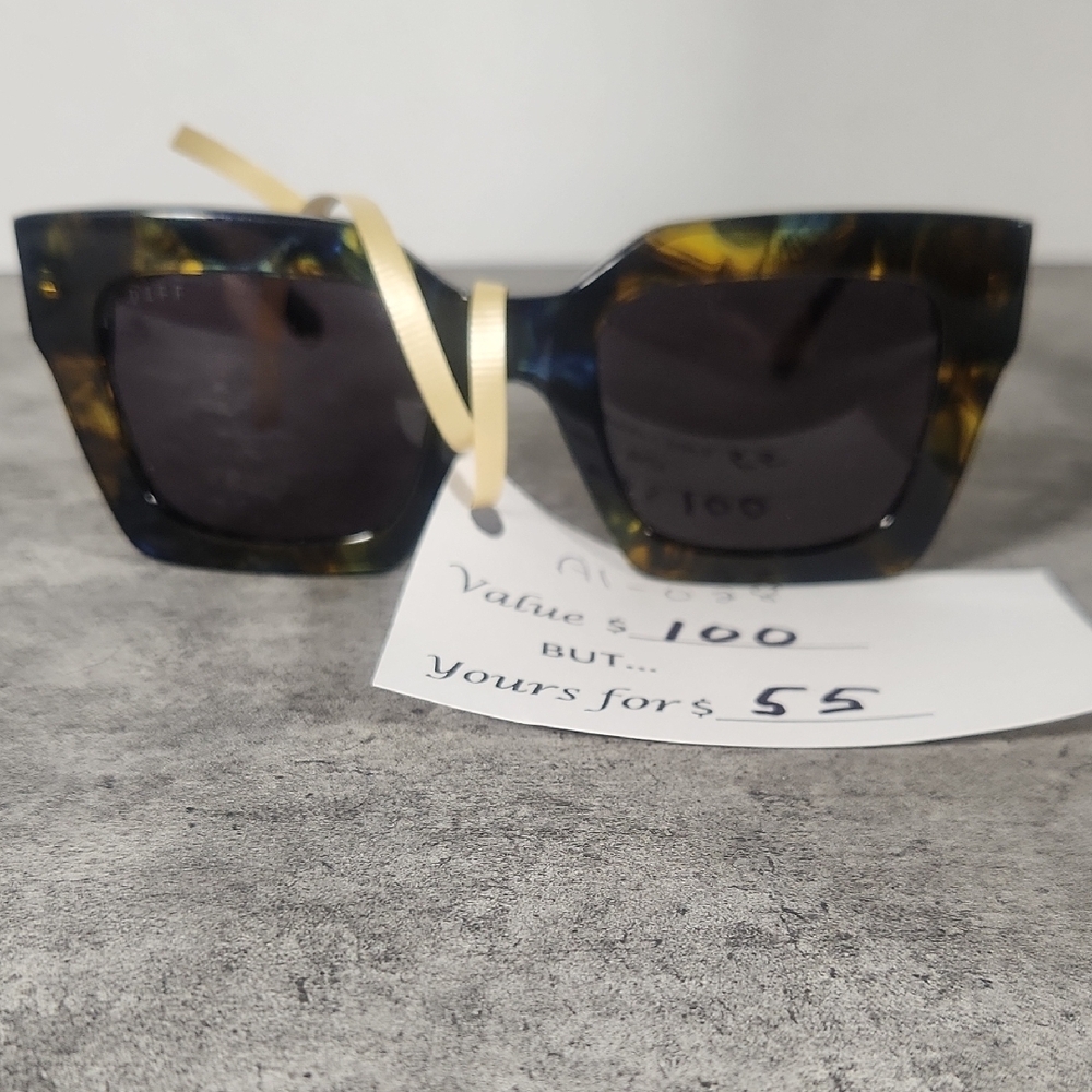 Stylish Black and Gold Sunglasses